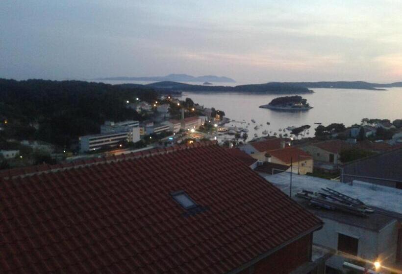 بنسيون Apartments Alissa