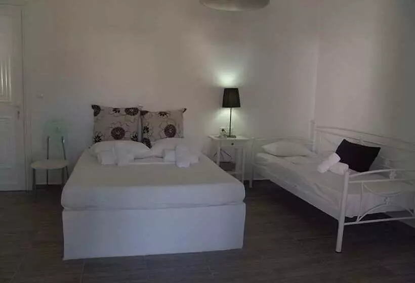 Majatalo Avlomonasbeach – Adults Only