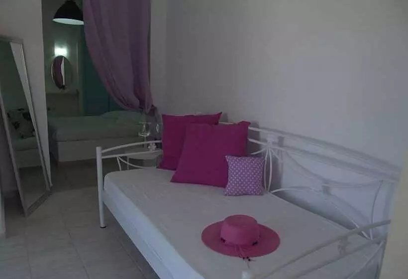 Majatalo Avlomonasbeach – Adults Only