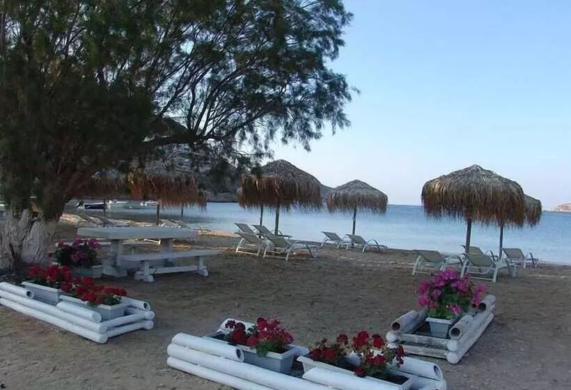 Majatalo Avlomonasbeach – Adults Only