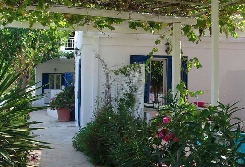 Pension Avlomonasbeach – Adults Only