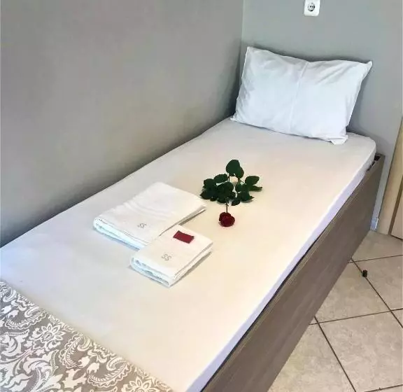 Majatalo Grecian Sea