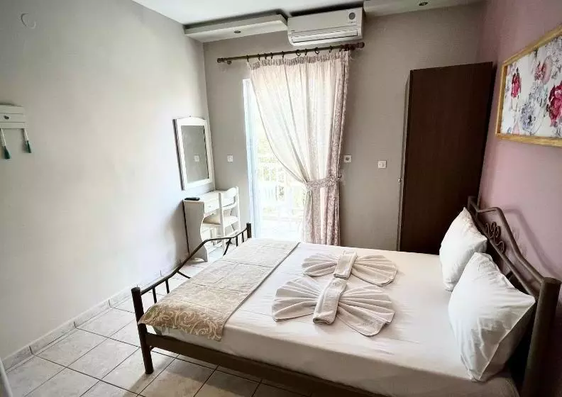 Majatalo Grecian Sea