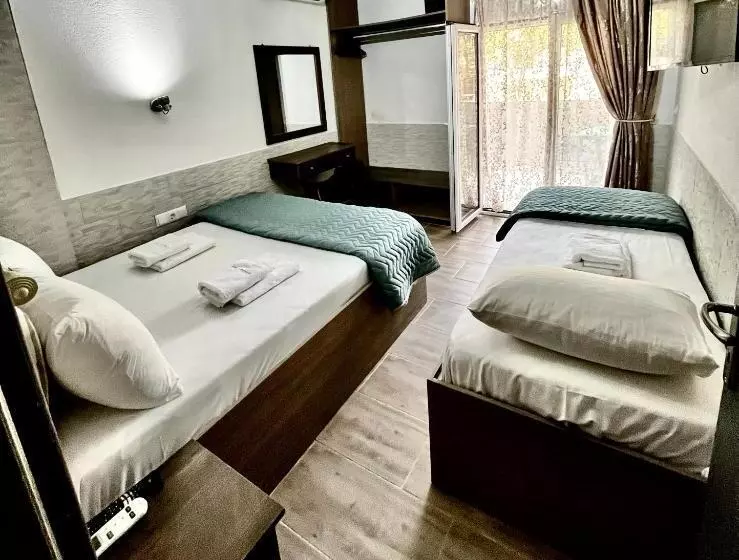 Majatalo Grecian Sea