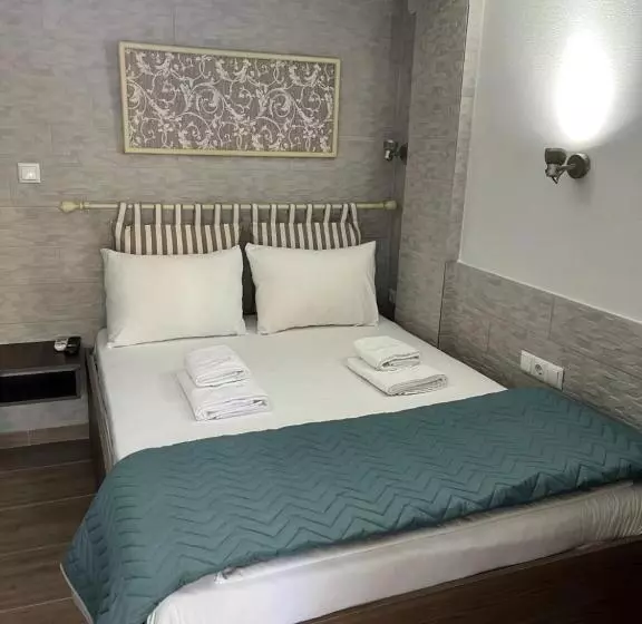 Majatalo Grecian Sea