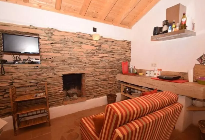 Serene Cottage In Sao Luis With Barbecue