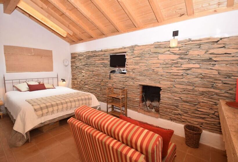 Serene Cottage In Sao Luis With Barbecue