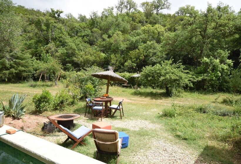 Serene Cottage In Sao Luis With Barbecue