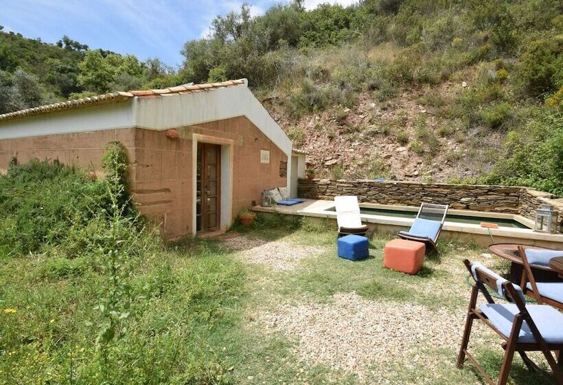 Serene Cottage In Sao Luis With Barbecue