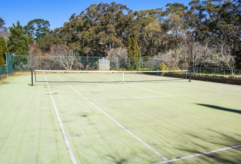 Bygone Beautys Cottages  Bronte Cottage