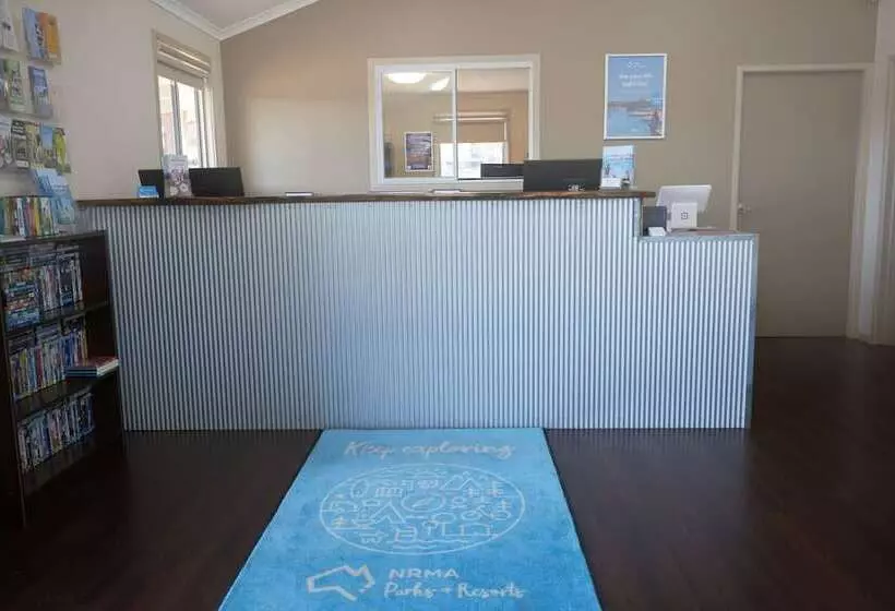 هتل Nrma Bathurst Panorama Holiday Park