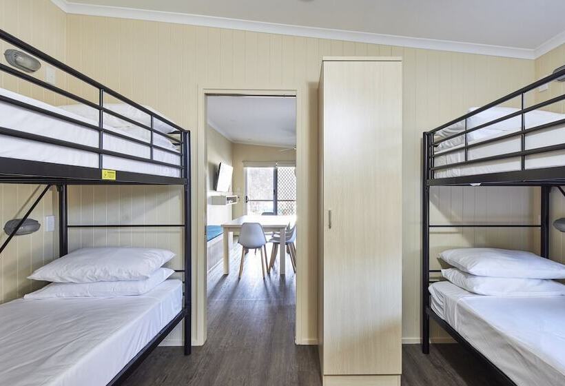 בית מלון כפרי Nrma Bathurst Panorama Holiday Park