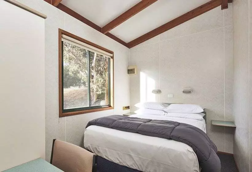 هتل Nrma Bathurst Panorama Holiday Park