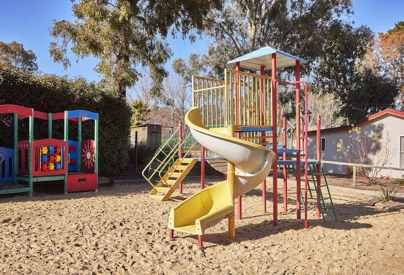 בית מלון כפרי Nrma Bathurst Panorama Holiday Park