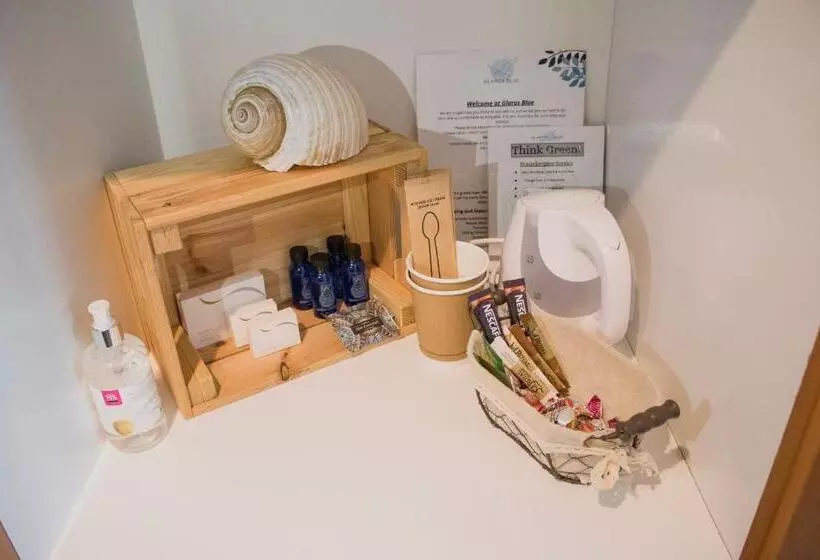 Majatalo Gyalos Beach Front