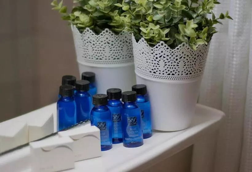 Majatalo Gyalos Beach Front