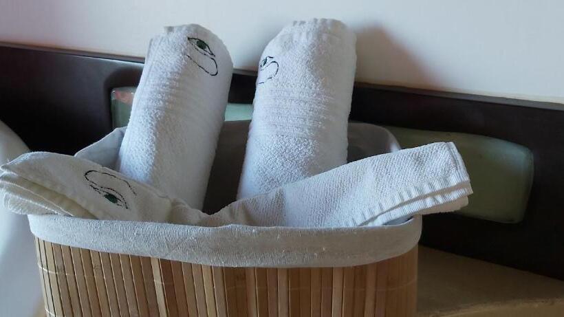 تختخواب و صبحانه Pousada Olhos Verdes