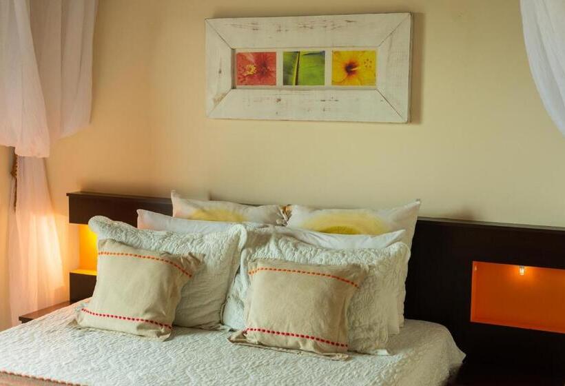 تختخواب و صبحانه Pousada Olhos Verdes