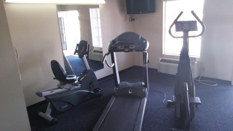 فندق Benchmark Inn