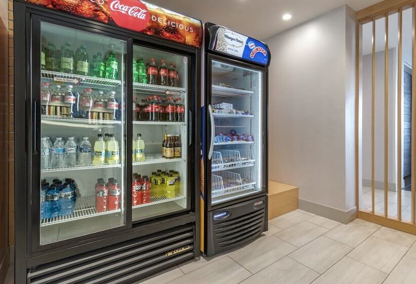 בית מלון כפרי Holiday Inn Express & Suites   Lancaster   Mount Joy, An Ihg