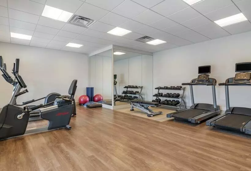 Hotelli Holiday Inn Express & Suites   Lancaster   Mount Joy, An Ihg