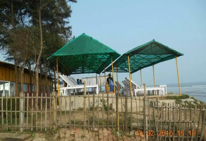 ホテル Neel Nirjaney Resorts