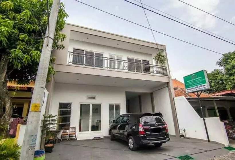 Hotel Oemah Djari Guest House Semarang