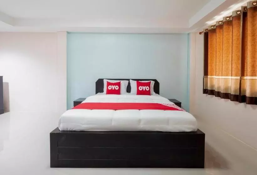 ホテル Oyo 75329 Phensri Apartment