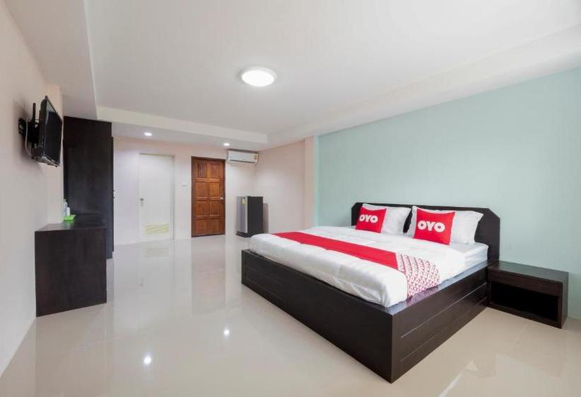 ホテル Oyo 75329 Phensri Apartment