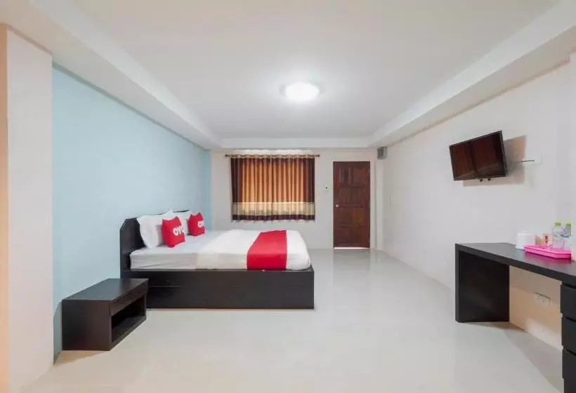 ホテル Oyo 75329 Phensri Apartment