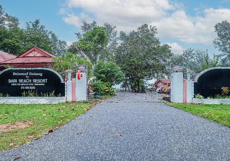 בית מלון כפרי Oyo 90103 Bbr Bari Beach Resort