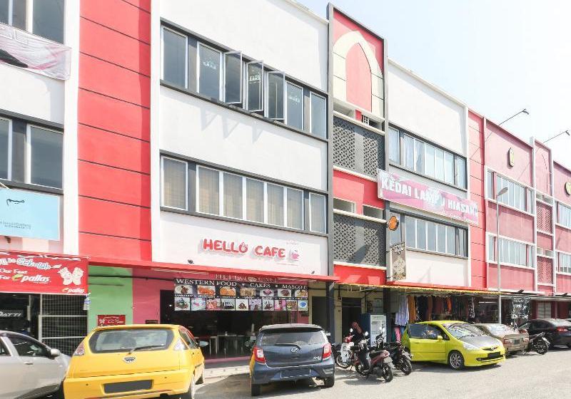 בית מלון כפרי Oyo 90103 Bbr Bari Beach Resort