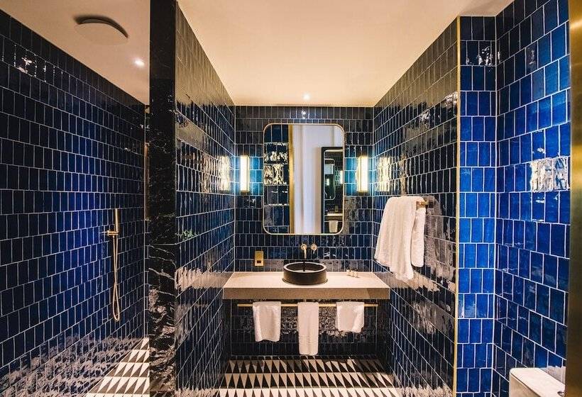 酒店 The Dean Cork