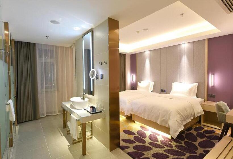 Lavande Hotel Changchun Hangkong University Fanrong Road Metro Station