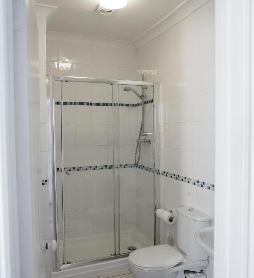 פנסיון Ashburton Court