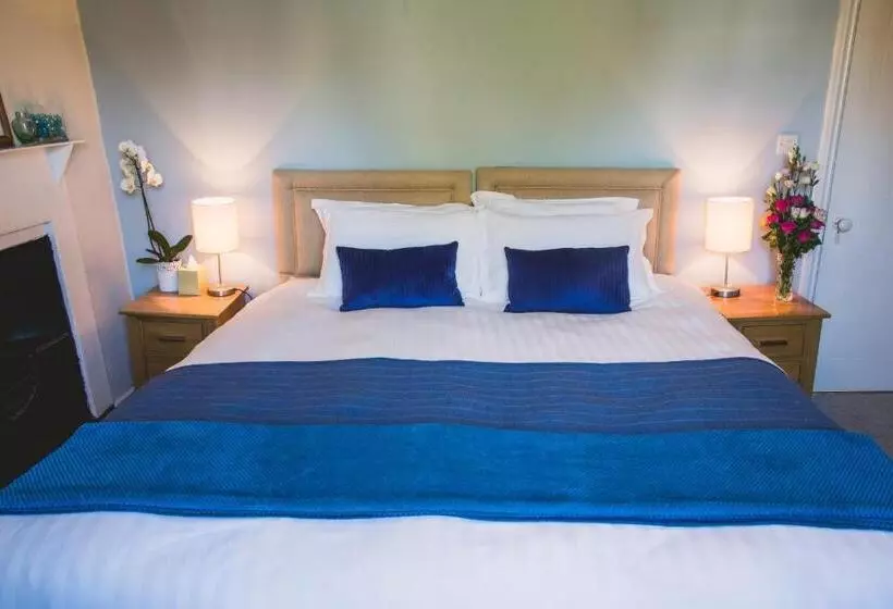 Majatalo Ashburton Court