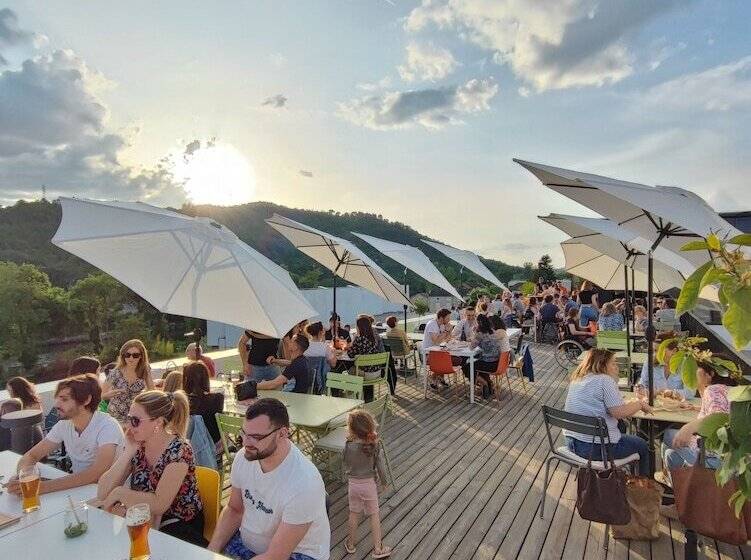 Общежитие Auberge De Jeunesse Hi Cahors