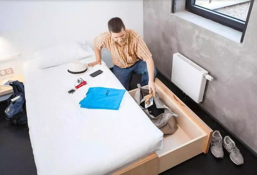 Auberge De Jeunesse Hi Cahors