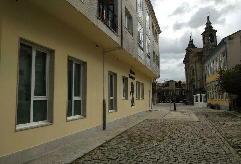 Albergue & Rooms Murgadán