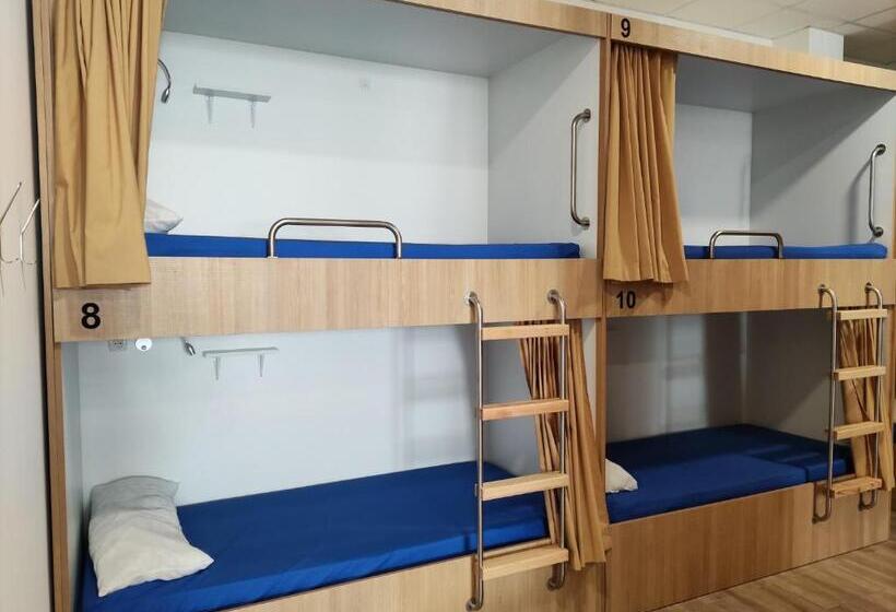 Albergue & Rooms Murgadán