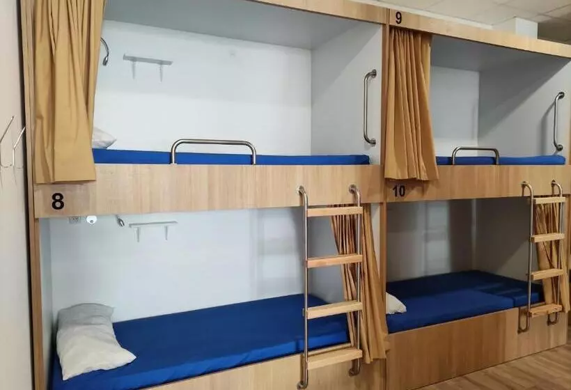 Albergue & Rooms Murgadán