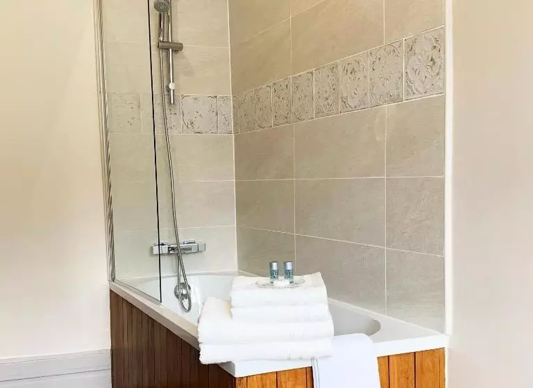 ベッドアンドブレックファースト Bucciali