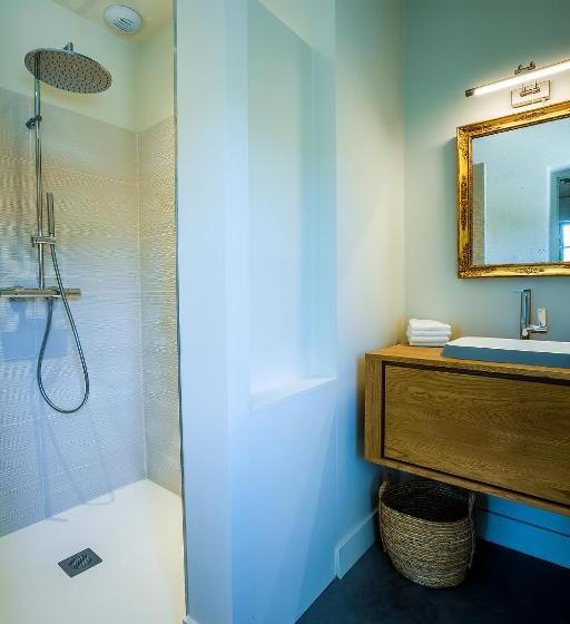 ベッドアンドブレックファースト Château Les Gardis