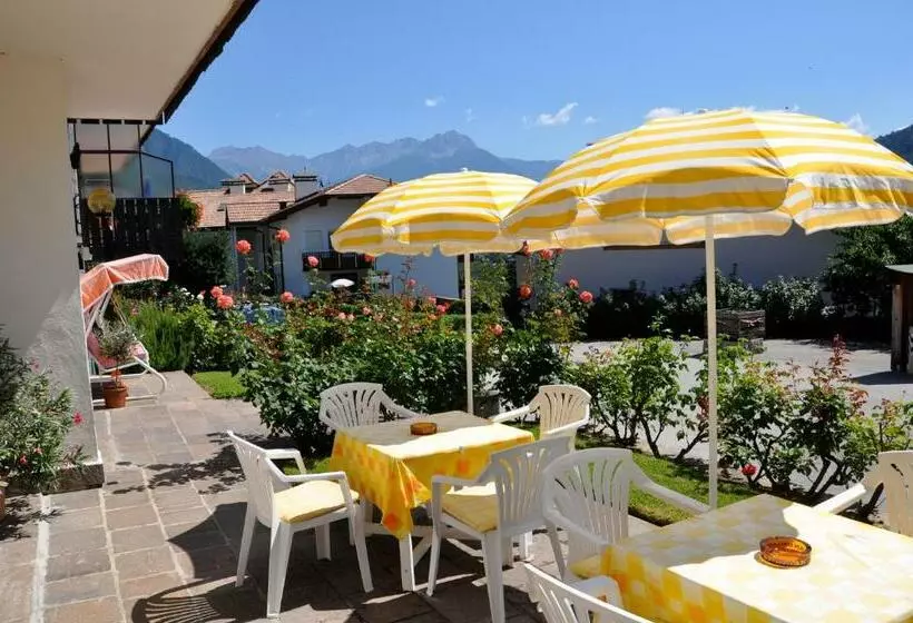 Aamiaismajoitus (B&B) Garni Marianne