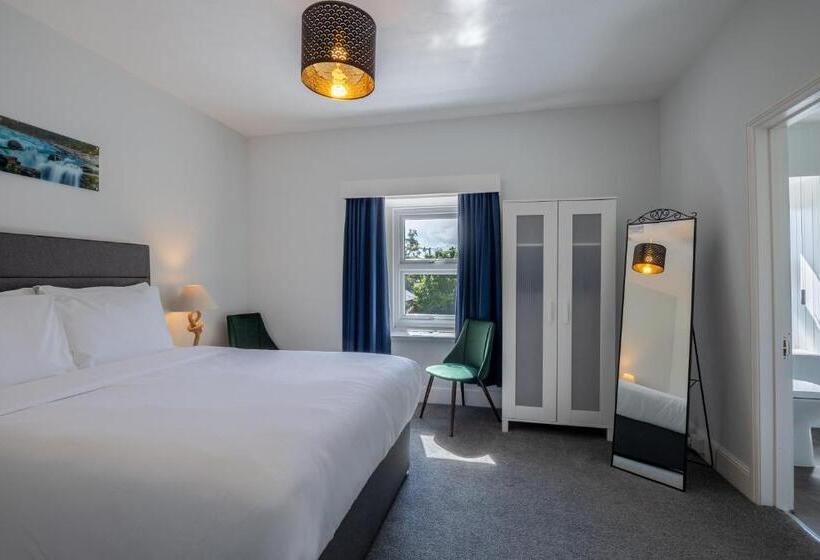 Cosy Wolf Bed & Breakfast