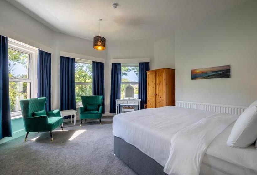 Cosy Wolf Bed & Breakfast