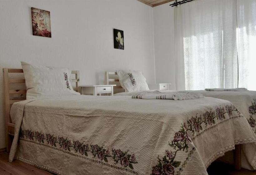 Dedehan Retreat Otel