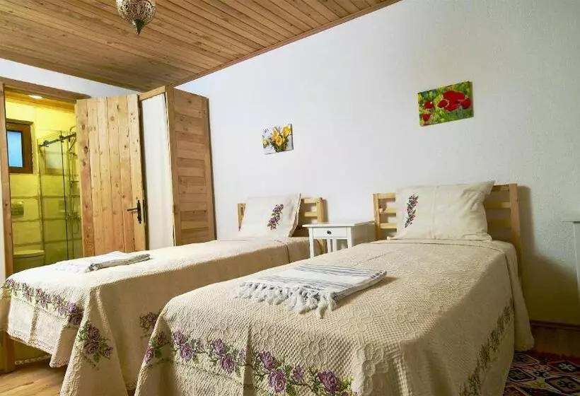 Dedehan Retreat Otel