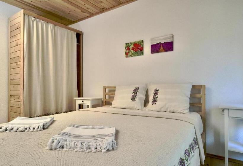 Dedehan Retreat Otel