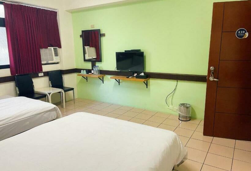 Forever Happiness Hostel